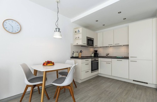 Alt Gaarz Apartamento | Geschmackvoll und Hochwertig - Ferienwohnung Ostseeluft