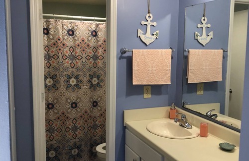Surfside Beach Apartamento | Get away & rejuvenate at SeaClusion