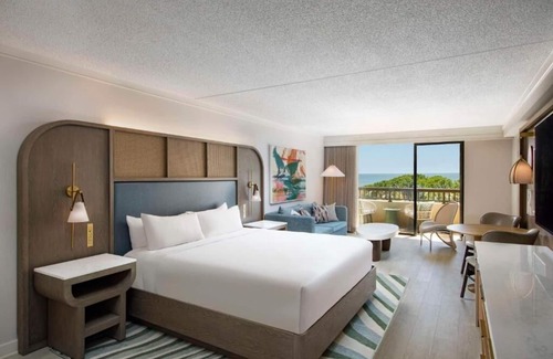 Shipyard Plantation Hotel | Get Ready for Blissful Getaway! Beachfront, w/ Swimming Pool, Pets Are Welcome!