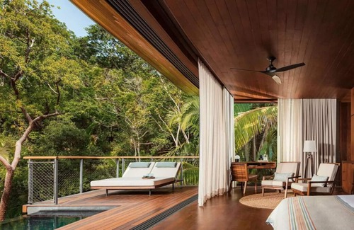 Lo de Marcos Casa | Get Ready for a Blissful Getaway! Outdoor Pools, Beachfront, Free Breakfast!