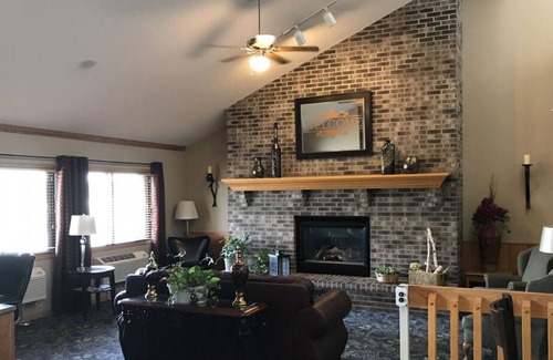 Thorp Casa | Get Ready for Adventure! Free Breakfast, Pet-friendly, Steps to Marieke Gouda