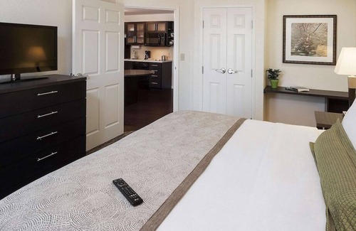 Horsham Casa | Get Some Refreshing Rest! Free Parking, Pet-friendly Property, Near Lukens Park