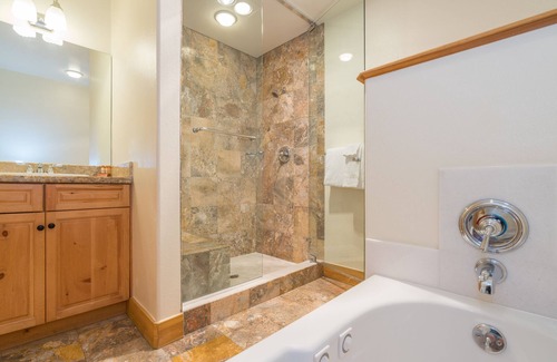 Mountain Village Hotel | Bear Creek Lodge 305C: 1 BR / 1 BA habitación del hotel en Mountain Village, capacidad para 2