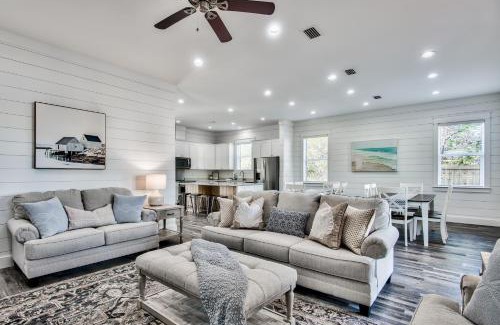 Frangista Beach Casa | Get Your Sun With Jetted Pool And Game Room