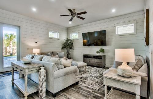 Frangista Beach Casa | Get Your Sun With Jetted Pool And Game Room