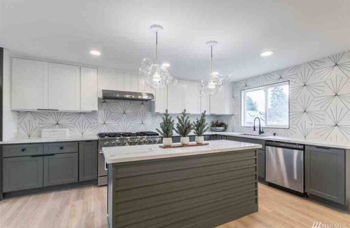 West End Casa | Getaway House★Event Home★Staycation★Chef Kitchen★