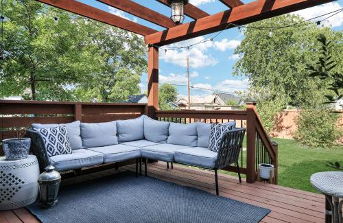 Eastside Promise Neighborhood Casa | Getaway Nr Dt River Walk Bbq Yard Pet Games