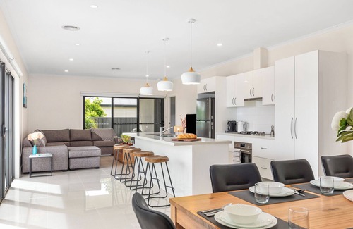 Mount Gambier Casa | Getaway on Wallace - Excellent central location- Pet Friendly