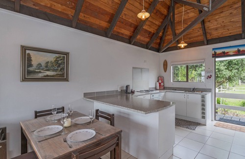 Onemana Cabaña | Getaway - Onemana Holiday Chalet