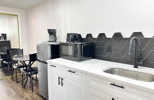 Lutz Apartamento | GETAWAY/PRIVATE SUITE C,