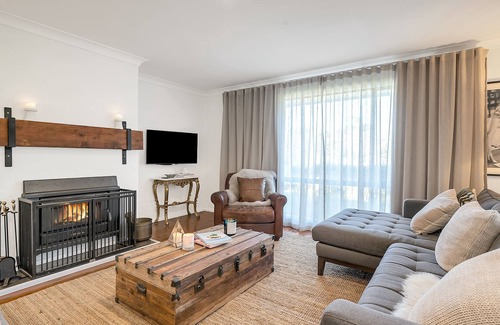 Robertson Casa | Getawayz NSW - The Robbo House. Classic Southern Highlands Charm in the Heart of Robertson
