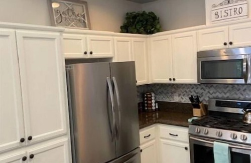 Shaver Lake Condominio | GG's Chalet - 6 Bedrooms, 4 Baths, movie theatre, jetted tub, and pool table!
