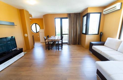 Kazanlak Apartamento | GGeorgi Sarafovo