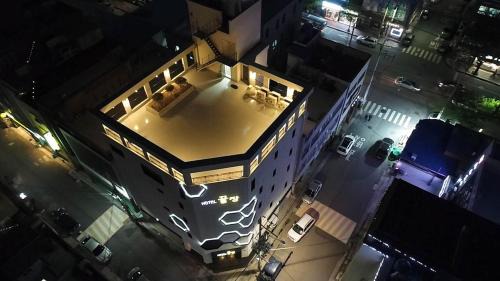 Hak-dong Hotel | Gguljam Hotel