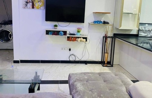 North Legon Casa | Nice 4 BR Hse in Accra - Ashongman Estates