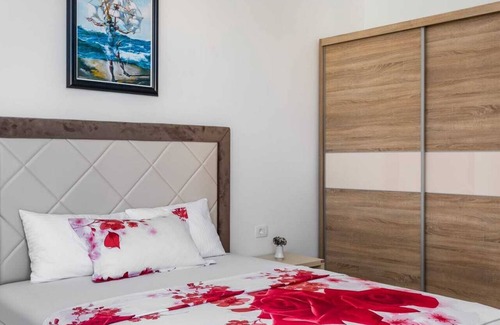Seoca Apartamento | GH# New Penthouse with a pool and a sea view