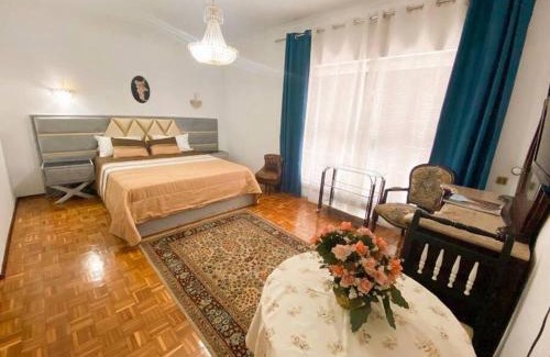 Odivelas Casa | GH Odivelas - Quartos em Casa com Bilhar!
