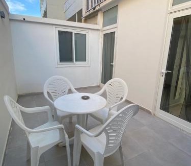 Għadira Apartamento | Ghadira Bay Retreat by MA Properties