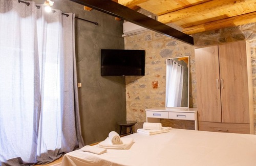 Omales Cabaña | Gi - Ktima Ximitadi - Dos Habitaciones Casa Rural, Capacidad 6