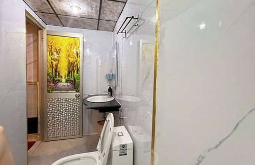 Binh Thanh Hotel | Gia Bao Hotel Binh Thanh - by BayLuxury