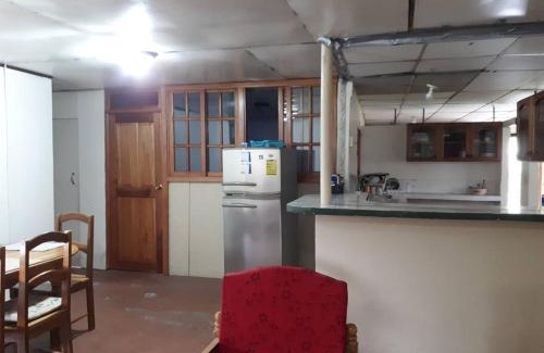 Almirante Chalet De Esquí | Gia's Garage & Home for Bocas travelers
