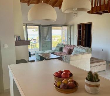 Pylos Casa | Gianna's Guesthouse & Cave Studio