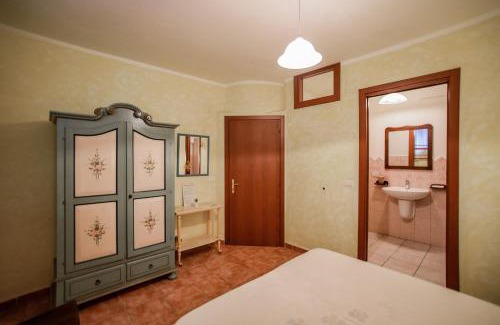 Oliena Casa | Giardino dei Limoni Rooms