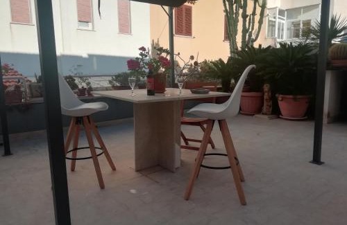 Casa Santa Apartamento | GIARDINO FIORITO 2 WI-FI BICI Free