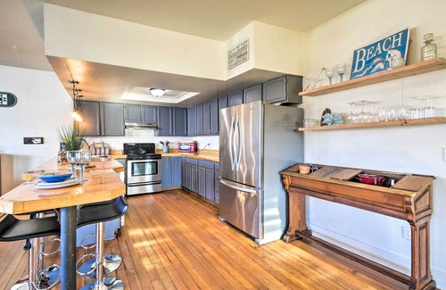 Gig Harbor Casa | Gig Harbor House w/ Private Beach + Views!