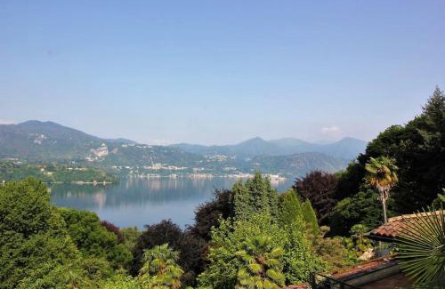 Corconio Apartamento | Giglio vista lago d'Orta con vasca idro
