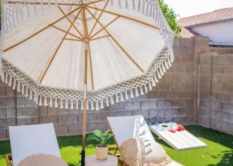 Spring Meadows Casa | Gilbert Getaway - pool+games+pool table