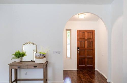 Spring Meadows Casa | Gilbert Getaway - pool+games+pool table