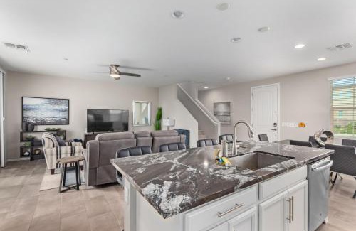 Gilbert Casa | Gilbert Haven: A Family Delight in Enchanting Community