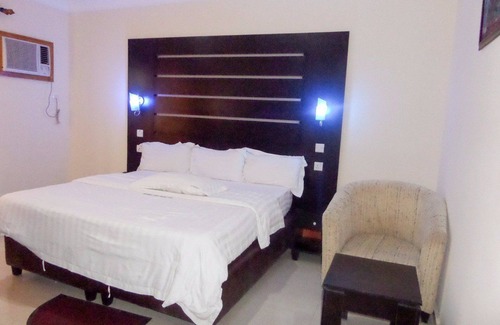 Surulere Hotel | Gilford View Hotels