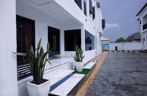 Benin City Apartamento | Gilllant Luxury Homes Apartment