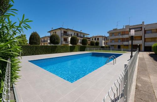 Eraclea Mare Apartamento | Ginestra Deluxe Idromassaggio privato e piscina