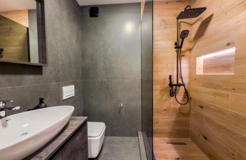 Kolovicë Apartamento | Ginos Apartments