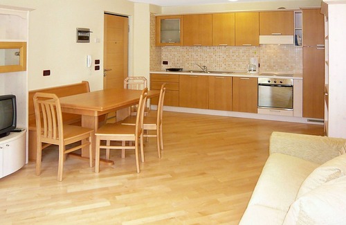 Fontanazzo Apartamento | Giovanni (CPO359) by Interhome