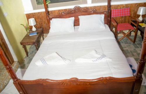 Maasai Mara Hotel | Giraffe Hills Mara Camp