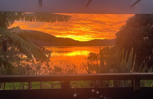 Whirinaki Cabaña | Giraffe Rest Hokianga Harbourside Rawene
