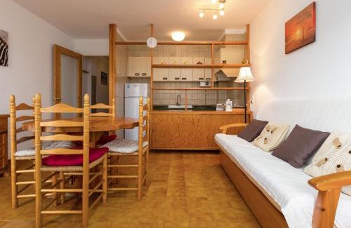 Llanca Apartamento | GIRASOL B 2-1 Apartamento luminoso con vistas a playa de Grifeu. - ES-228-25