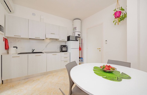 Cesate Apartamento | Girasole (A5) | Three-room apartment with two bathrooms | Rho Fiera | Malpensa | Milan