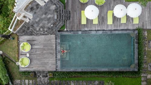 Mumbul Villa | Giri Bhagawan Villas & Spa