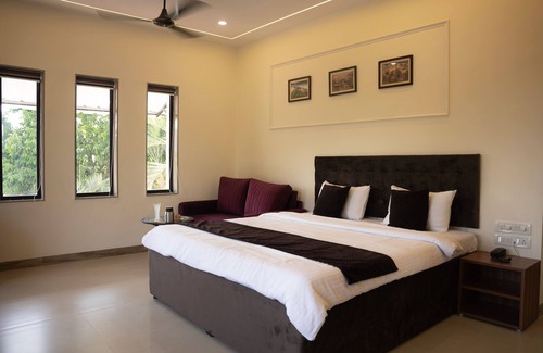 Tungarli Complejo | Girivihar Holiday club - Pure Veg
