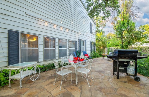 Carter Riverside Casa | Girlfriend Getaway Suite- for 6-8 -King and Twin Beds
