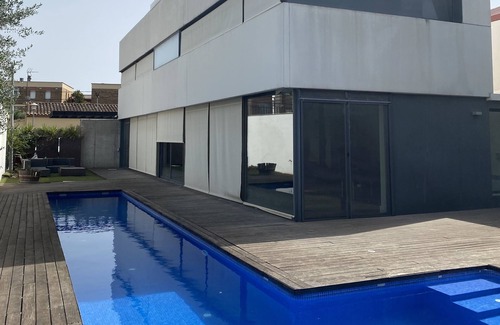 Girona Casa | Girona capital. Vivienda unifamiliar con piscina