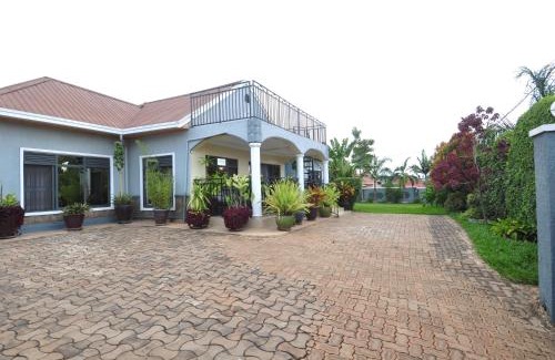 Kigali Cama Y Desayuno | GISOZI Ambiance Residential Villa