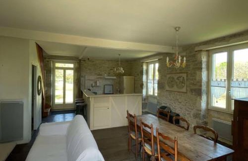 Martel Casa | Gite 06-Les Glycines avec piscine & jacuzzi-5 pers