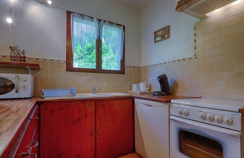 Privas Cabaña | 'Gite 07' : Pequeña casa con jardín privado