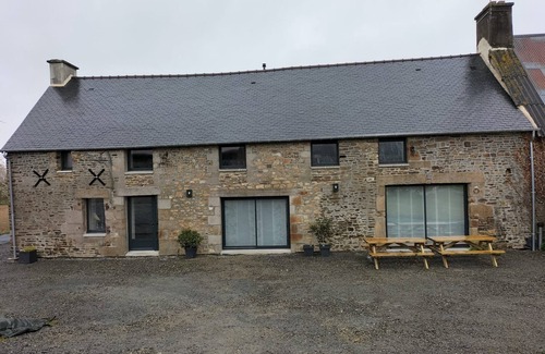 Pleine-Fougeres Casa | GITE 10 PERS WITH SPA 15MIN FROM MT ST MICHEL 30MIN ST MALO